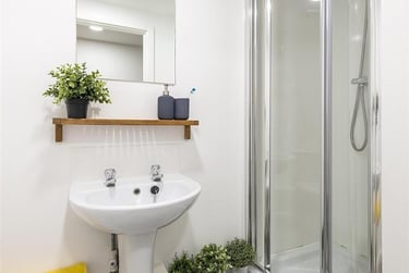 1 bed flat, Central Place, Netherthorpe, Sheffield, S37BY - Image 5